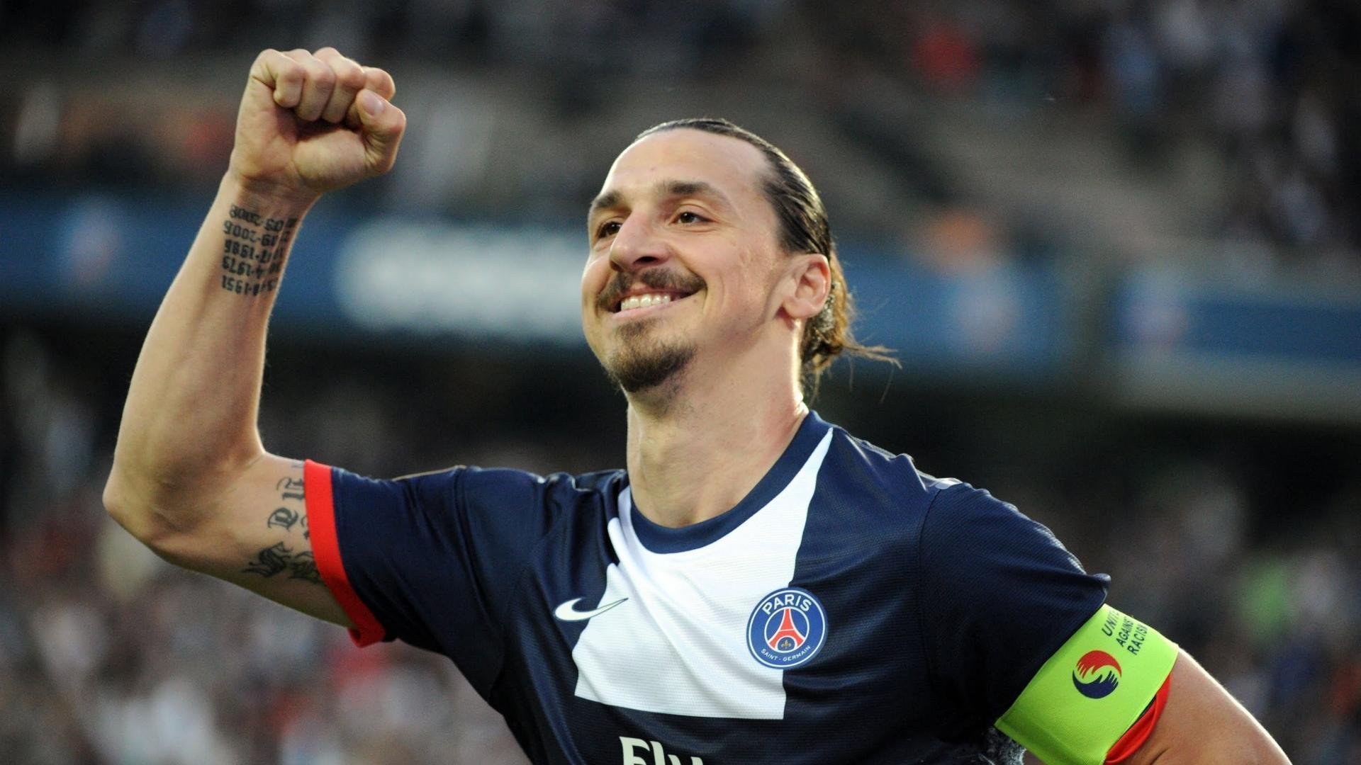 爱游戏大厅-欧洲杯决胜瞬间：战术变革中的大逆转，欧洲杯决赛争议